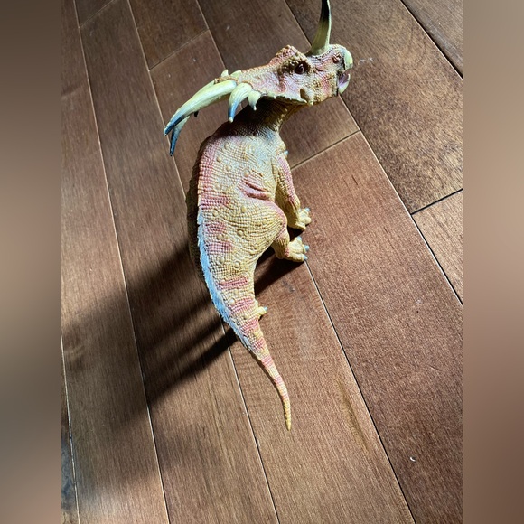 CollectA Styracosaurus Dinosaur 2017 - Picture 2 of 9